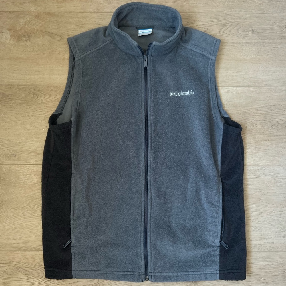 Columbia fleece vest